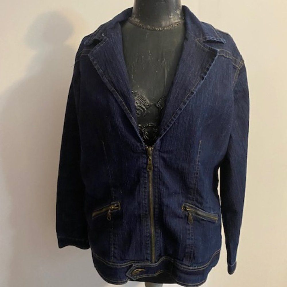 Goddess Zip front V-Neck jean jacket, size 3X
